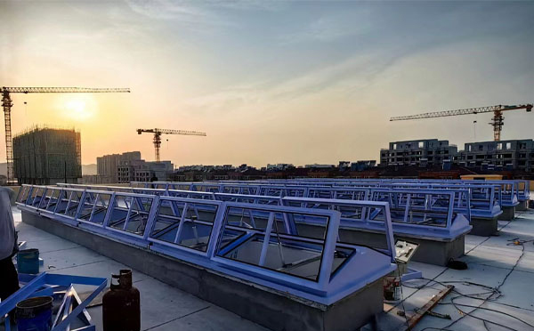 消防天水排烟窗工作原理