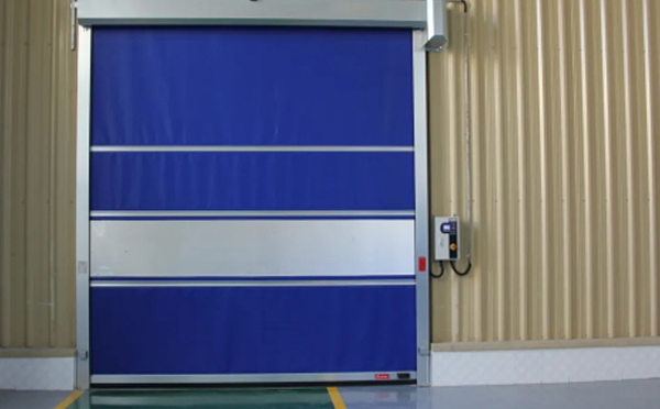 选择天水快速天水卷帘门时的注意事项